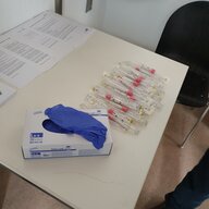 Die Stäbchen für die Tests Die Stäbchen für die Tests