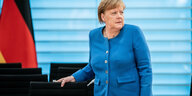 Angela Merkel im Kanzlermat bei einer Kabnettssitzung.