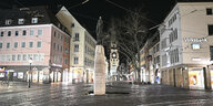 Leerer Platz in der Freiburger Innenstadt