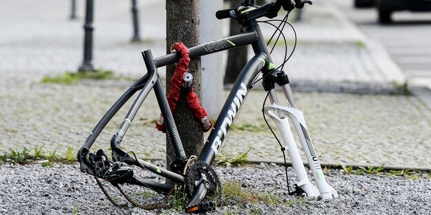 Gestohlene Teile und ein trauriger Fahrradrahmen