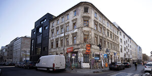 Das Haus Linienstraße 206 in Berlin-Mitte von außen fotografiert