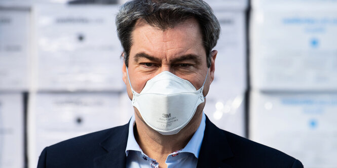 Ministerpräsident Makus Söder (CSU) mit Maske.