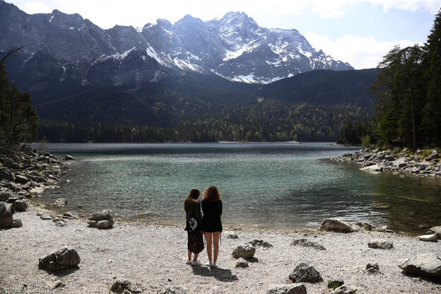 See in Alpenlandschaft See in Alpenlandschaft