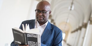 Der Schriftsteller Achille Mbembe