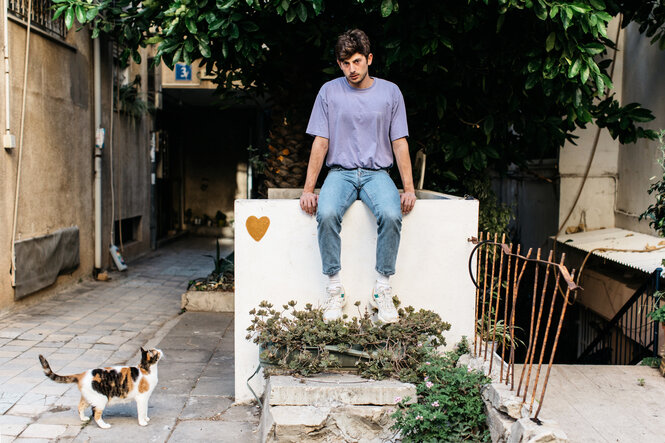 Portrait des Schauspielers Amit Rahav.