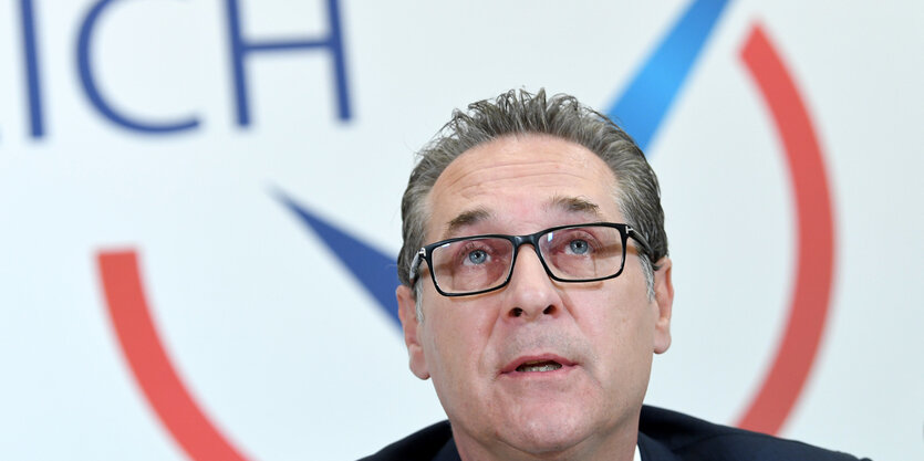 Ein Porträtfoto des durch das Ibiza-Video und wegen Vorwürfen der Korruption gestürzten einstigen FPÖ-Chef Heinz-Christian Strache