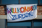 Ein Banner mit der Aufschrift: Willkommen zurück