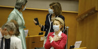 vond der Leyen und andere im Europaparlament mit Masken