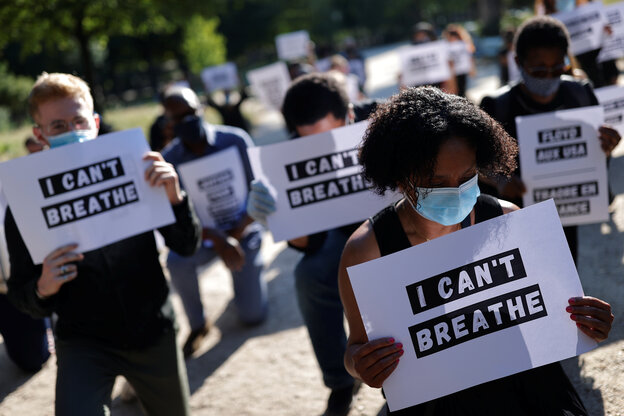 demonstrierenden halten ein Plakat mit der Aufschrift I cant breathe