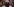 Joe Biden mit Maske in einer Kirche