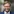 Mann mit Vollbart und Brille