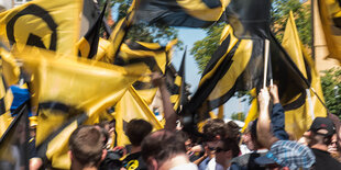 Fahnen der Identitären bewegung