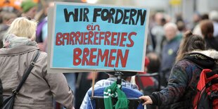 Demonstration für Barrierefreiheit