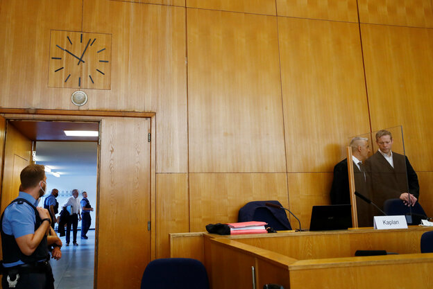 Szene aus dem Gerichtssaal