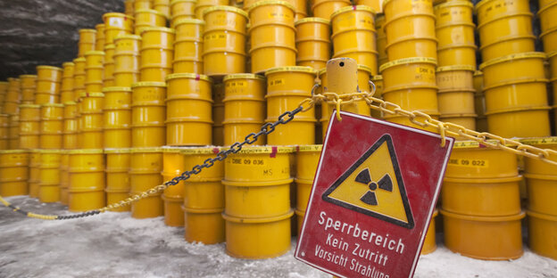 Atommüllfässer im DDR-Endlager Morselben
