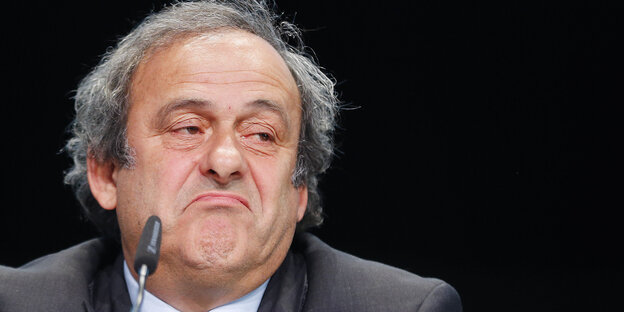 Michel Platini zieht eine Grimasse