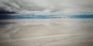 Landschaftsaufnahme von der Salzpfanne von Uyuni in Bolivien