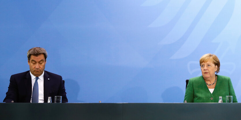 Markus Söder und Angela Merkel bei der Pressekonferenz