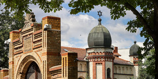 Aussensicht einer Synagoge in halle