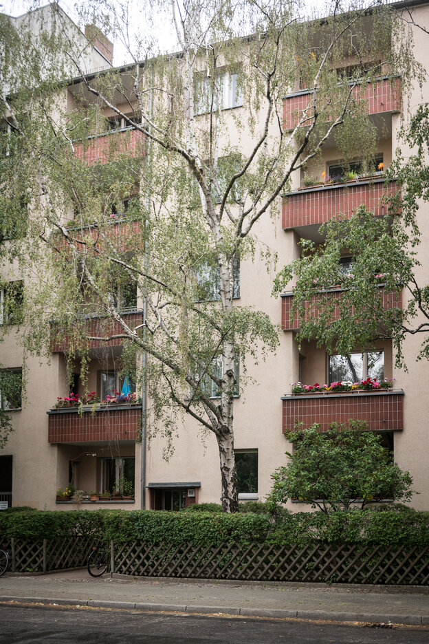 Ansicht einer Häuserfassade in Berlin-Schöneberg Ansicht einer Häuserfassade in Berlin-Schöneberg