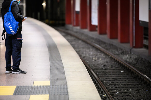 Leere U-Bahnstation