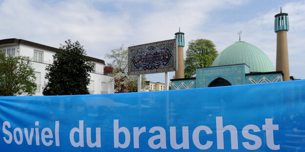 Blick auf die Imam-Ali-Moschee in Hamburg