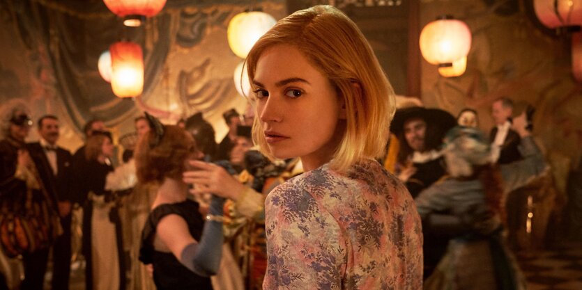 Die neue Mrs de Winter spielt Lily James in der „Rebecca“-Adaption von Netflix die gute Frau