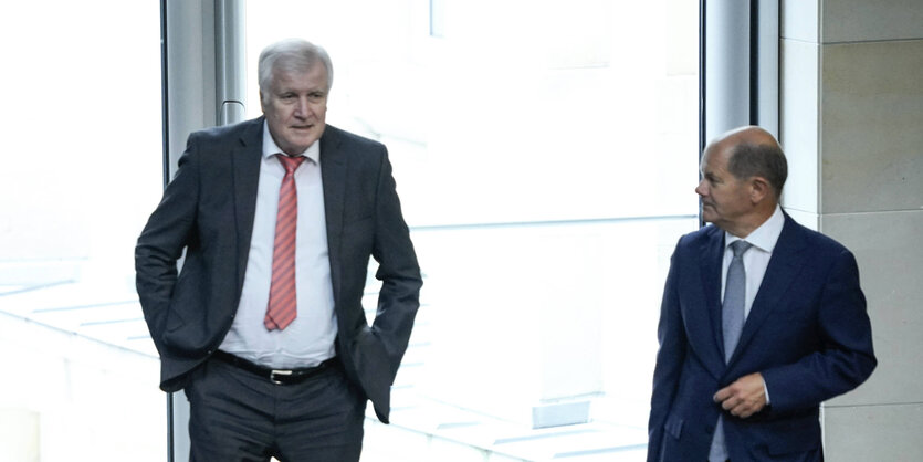 Innenminister Horst Seehofer (rechts) und Finanzminister Olaf Scholz