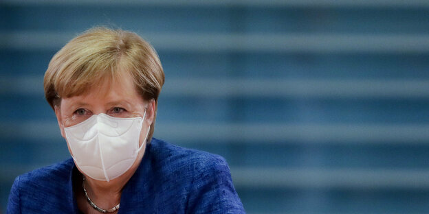 Angela Merkel mit Gesichtsmaske