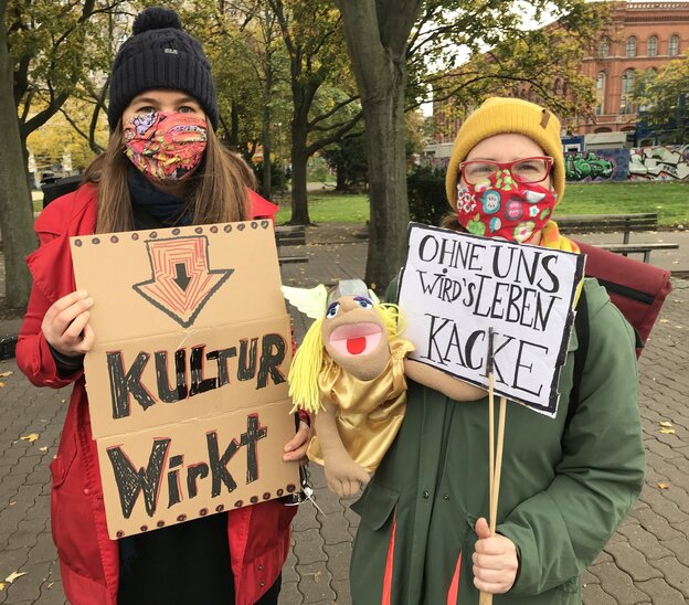 Berlins Kulturschaffende demonstrieren für mehr Hilfe in der Pandemie