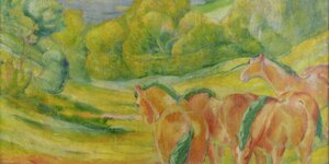 Das Gemälde "Große Landschaft" von Franz Marc zeigt vier orangefarbene Pferde in hellgrüner Landschaft