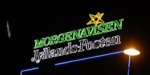 Leuchtreklame der dänischen Zeitun MOrgenavisen Jyllandsposten