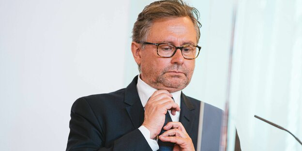 Porträt des Generaldirektors des ORF Alexander Wrabetz