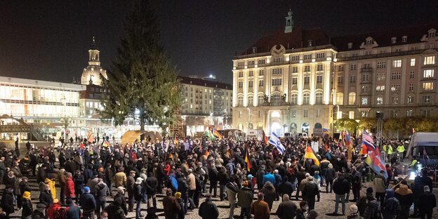 Pegida-Demo in Dresden am 9. November