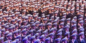 Vereidigung von 1500 Kommissaranwärtern in der Westfalenhalle in Dortmund 2015