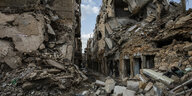 Zerstörte Gebäude im historischen Zentrum von Bengasi,