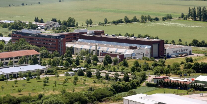 Blick von oben auf das Verlagshaus / Druckhaus