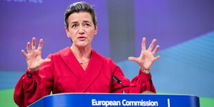 Margrethe Vestager spricht auf einer Konferenz