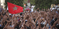 Tausende Demostranten auf den Straßen von Rabat in Marokko