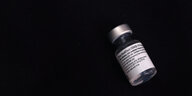 Eine Dosis des Pfizer-Biontech Covid-19 Impfstoffs.