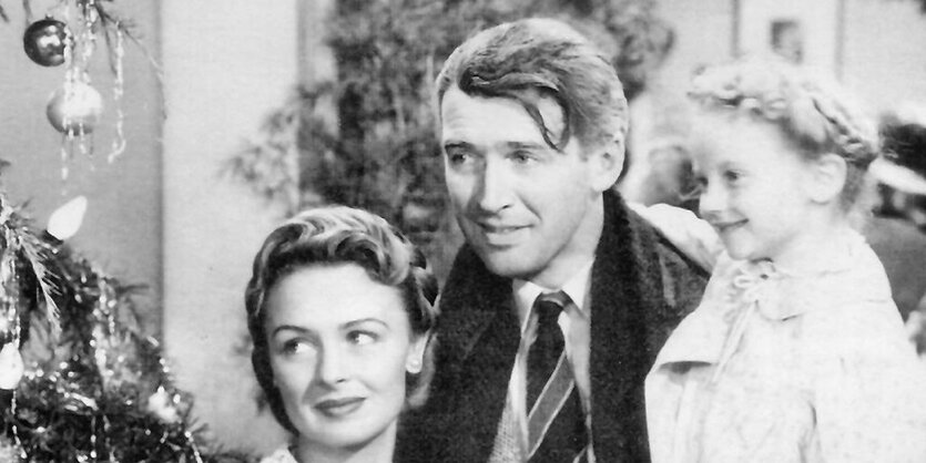 Szene mit James Stewart, Donna Reed und Karolyn Grimes im Film "Ist das Leben nicht schön?"