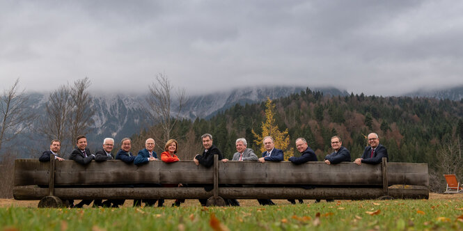 Gruppenfoto der der MinisterpräsidentInnen