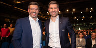 Vogt (l.), Präsident des VfB Stuttgart, und Hitzlsperger, Vorstandschef des VfB.