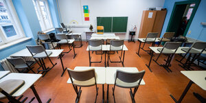 Ein leeres Klassenzimmer