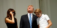 US-Präsident Donald Trump mit Frau und Sohn.