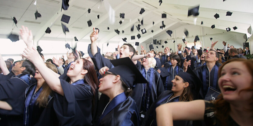 Jubelfeier der Abolvent*innen bei der Jacobs University