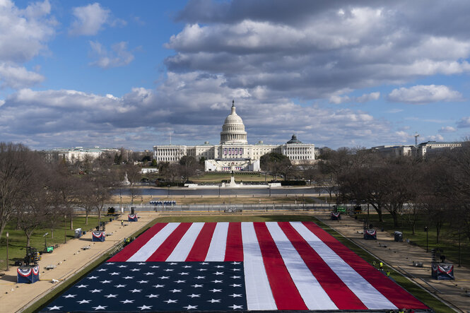 Riesige US-Flagge