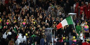 Die italienische Fahne bei der Eröffnungsfeier von Olympia 2016