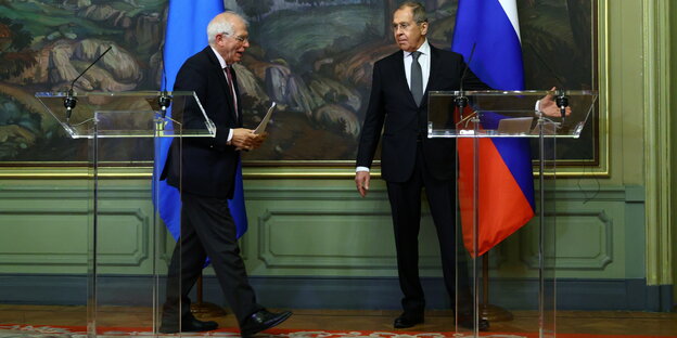 Russlands Außenminister Sergei Lawrow und EU-Außenbeauftragter Josep Borrell bei einem Treffen in Moskau