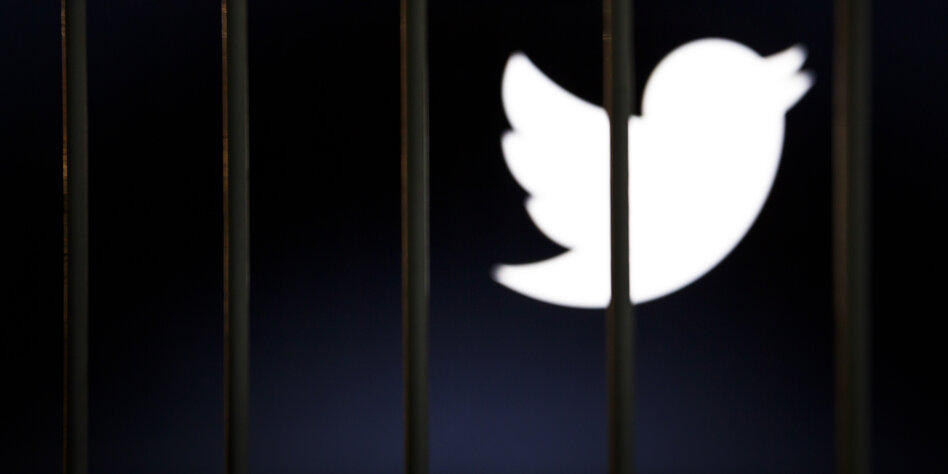 Freedom of speech in Saudi Arabia: Woman arrested for tweets